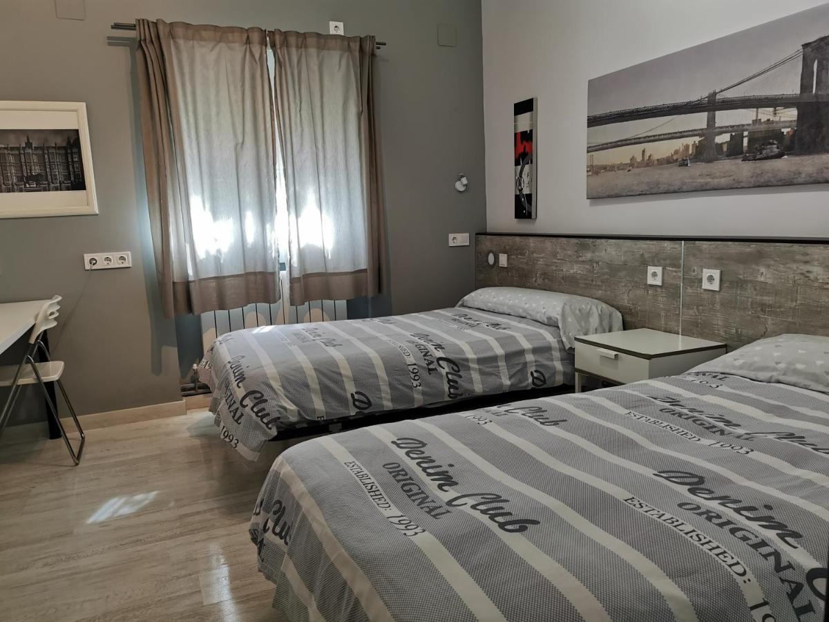 Villa "Luna De Segovia" Leganés Екстериор снимка
