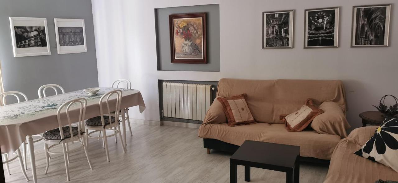 Villa "Luna De Segovia" Leganés Екстериор снимка