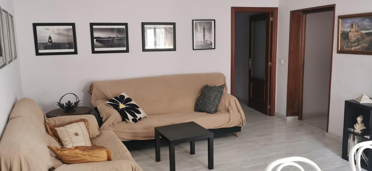 Villa "Luna De Segovia" Leganés Екстериор снимка
